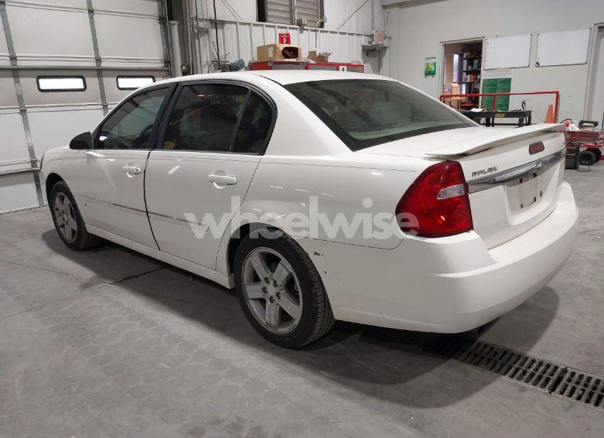 Photo 3 of 2006 Chevrolet Malibu LTZ (VIN 1G1ZU53856F195845)