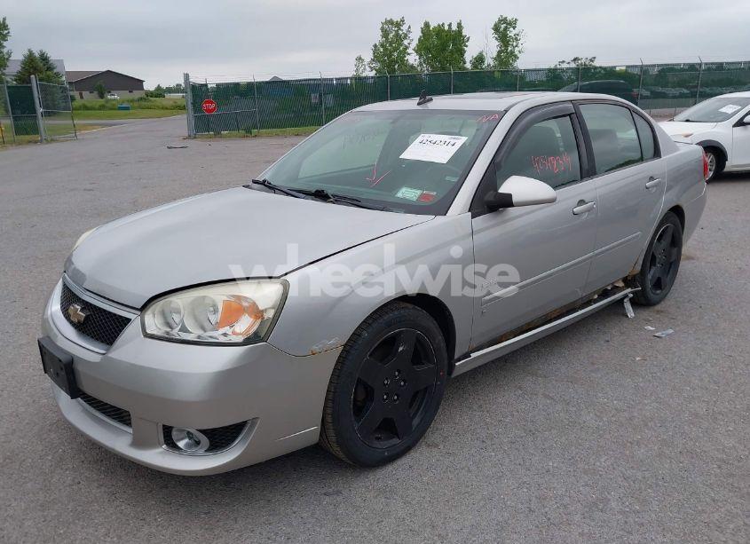Photo 2 of 2006 Chevrolet Malibu SS (VIN 1G1ZW53116F169224)