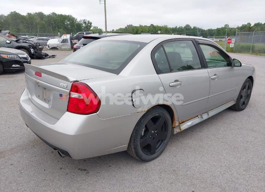 Photo 4 of 2006 Chevrolet Malibu SS (VIN 1G1ZW53116F169224)