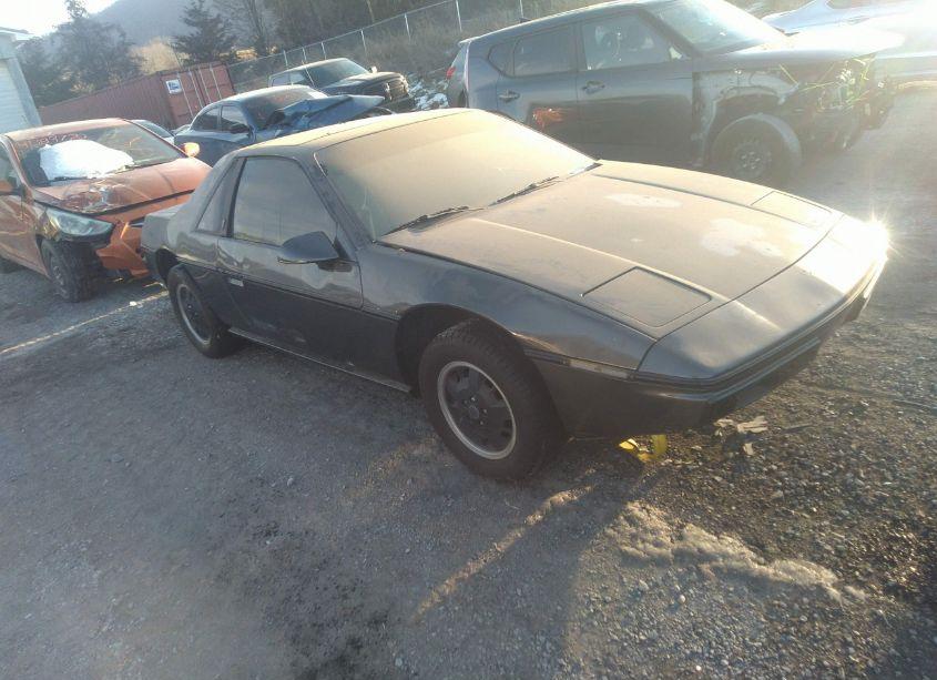 1984 Pontiac Fiero SE (VIN 1G2AF37R2EP298143) main photo