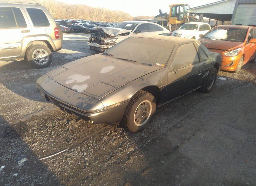 Photo 6 of 1984 Pontiac Fiero SE (VIN 1G2AF37R2EP298143)