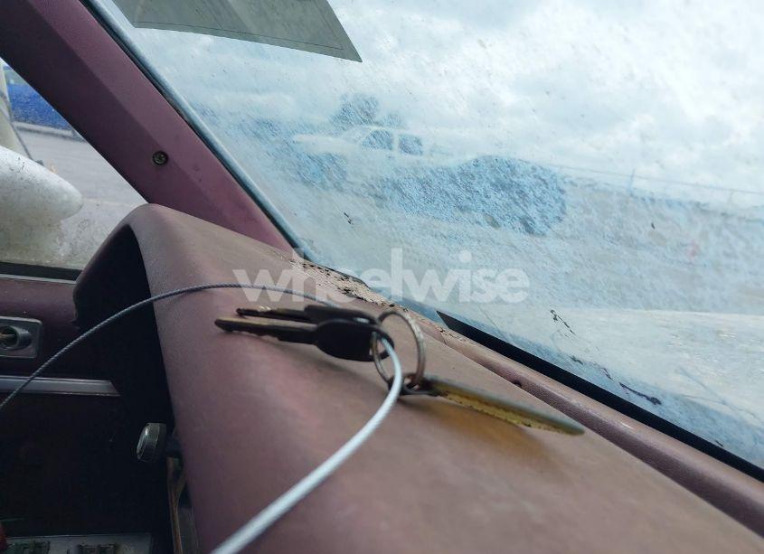 Photo 11 of 1981 Pontiac Bonneville BROUGHAM (VIN 1G2AR69Y7BX113707)