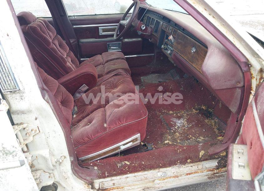 Photo 5 of 1981 Pontiac Bonneville BROUGHAM (VIN 1G2AR69Y7BX113707)
