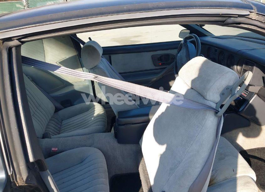 Photo 8 of 1991 Pontiac Firebird FORMULA (VIN 1G2FS23E9ML207678)