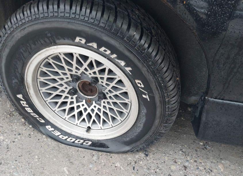 Photo 6 of 1987 Pontiac Firebird TRANS AM (VIN 1G2FW21HXHN243696)