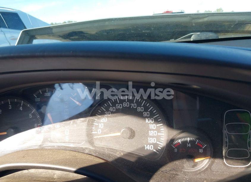 Photo 16 of 2005 Pontiac Bonneville SE (VIN 1G2HX52K35U143474)