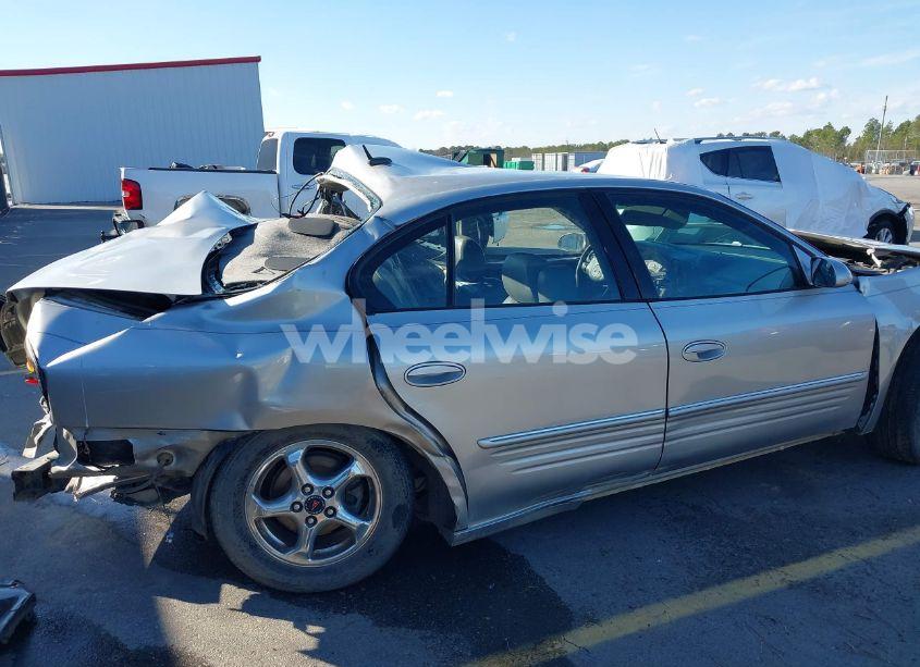 Photo 18 of 2005 Pontiac Bonneville SE (VIN 1G2HX52K35U143474)