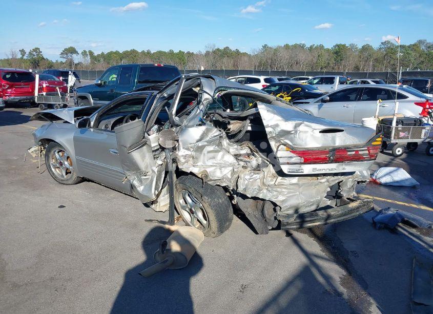 Photo 3 of 2005 Pontiac Bonneville SE (VIN 1G2HX52K35U143474)