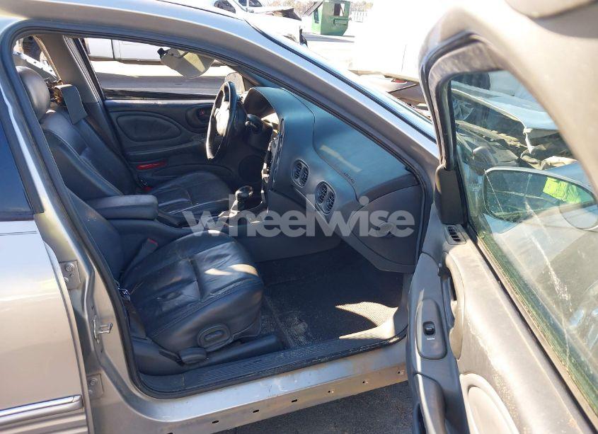 Photo 5 of 2005 Pontiac Bonneville SE (VIN 1G2HX52K35U143474)