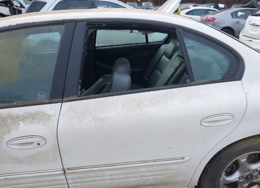 Photo 6 of 2004 Pontiac Bonneville SE (VIN 1G2HX52K44U241895)