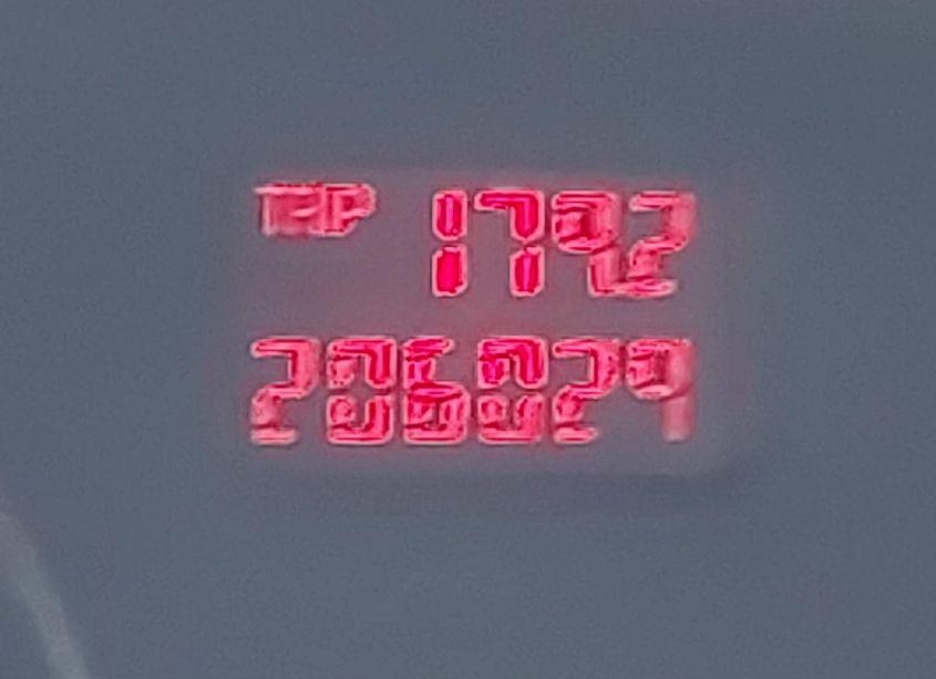 Photo 15 of 2004 Pontiac Bonneville SE (VIN 1G2HX52K54U176085)