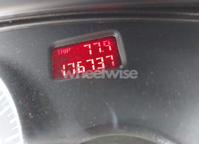 Photo 15 of 2003 Pontiac Bonneville SE (VIN 1G2HX52K934181238)