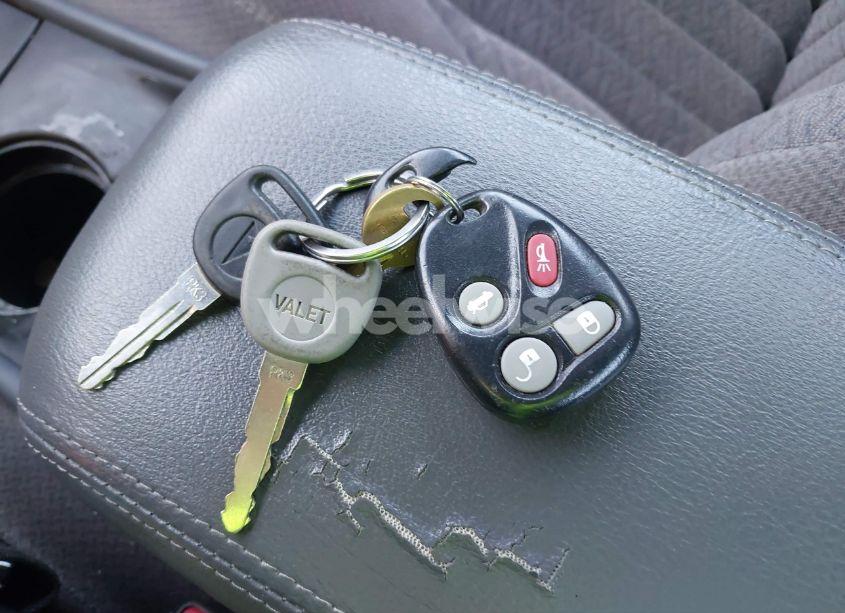 Photo 11 of 2004 Pontiac Bonneville SE (VIN 1G2HX52K94U245277)