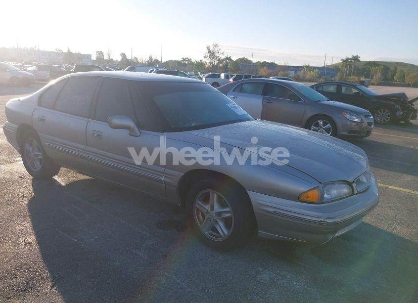 1997 Pontiac Bonneville SE (VIN 1G2HX52KXVH267881) main photo