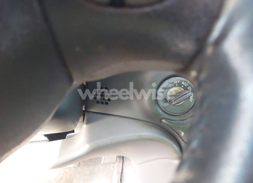 Photo 11 of 2003 Pontiac Bonneville SLE (VIN 1G2HY52K334197738)