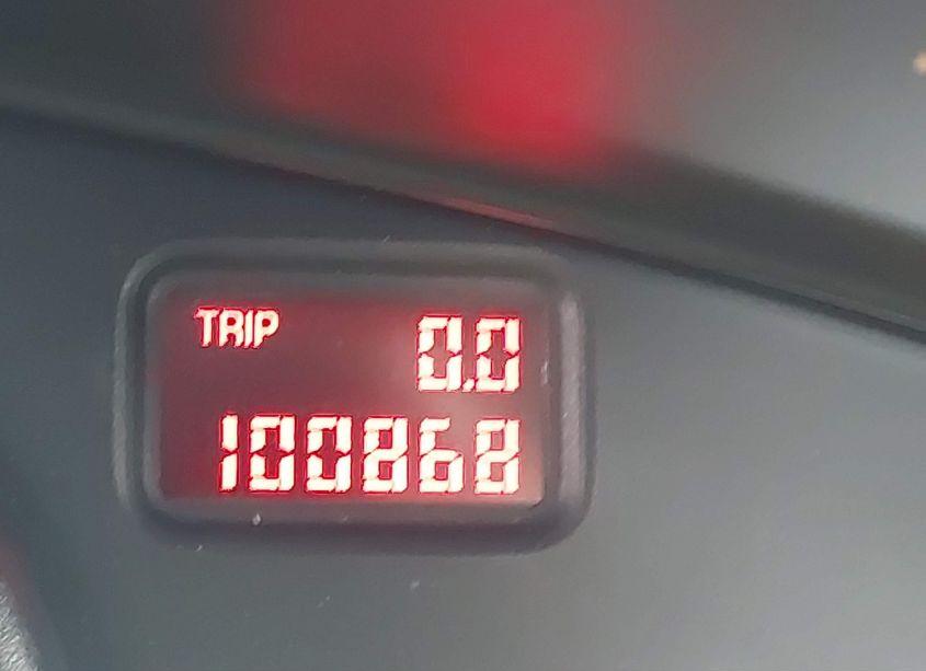 Photo 7 of 2004 Pontiac Bonneville SLE (VIN 1G2HY52K44U227170)