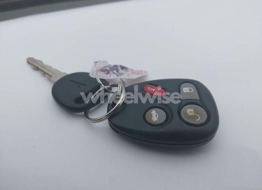 Photo 11 of 2005 Pontiac Bonneville SLE (VIN 1G2HY52K45U160801)