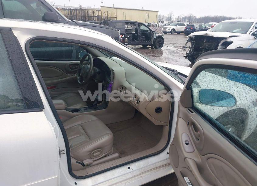 Photo 5 of 2005 Pontiac Bonneville SLE (VIN 1G2HY52K45U160801)