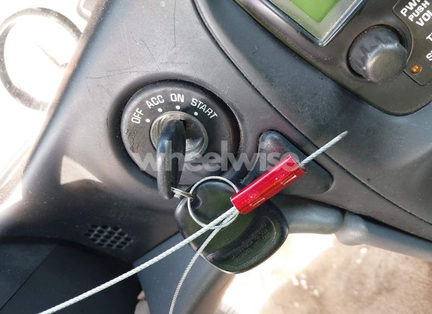 Photo 11 of 2005 Pontiac Bonneville SLE (VIN 1G2HY54K25U235010)