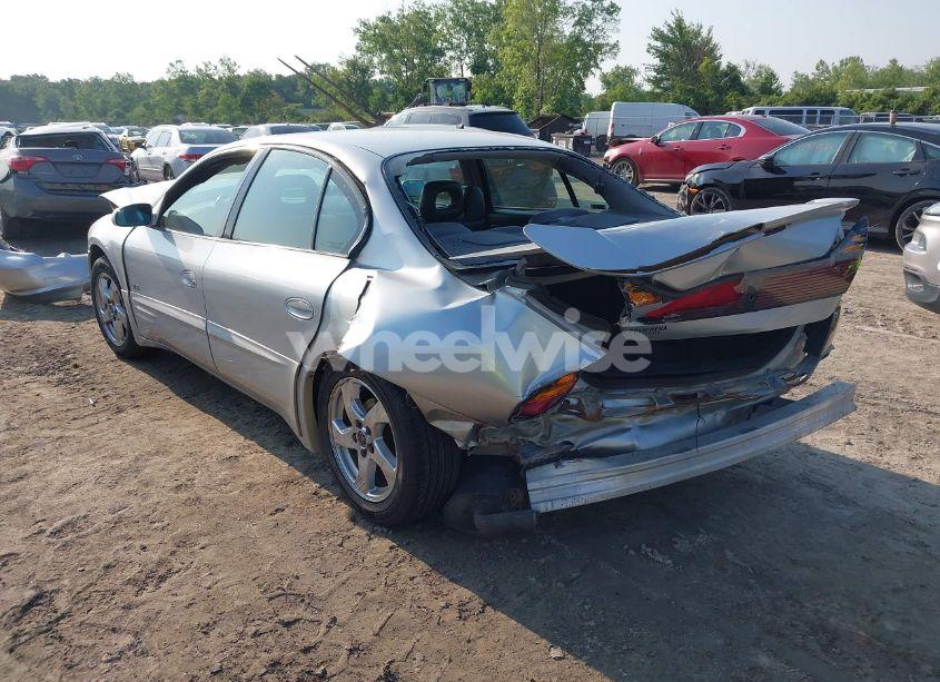 Photo 3 of 2002 Pontiac Bonneville SLE (VIN 1G2HY54K924228163)