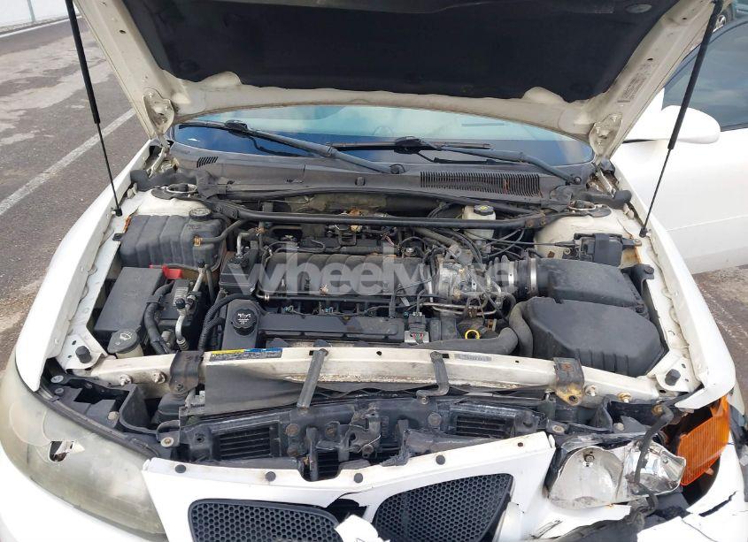 Photo 10 of 2005 Pontiac Bonneville GXP (VIN 1G2HZ54YX5U182591)