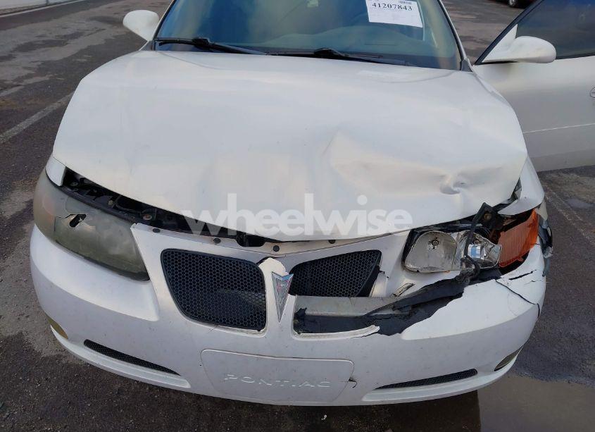 Photo 6 of 2005 Pontiac Bonneville GXP (VIN 1G2HZ54YX5U182591)