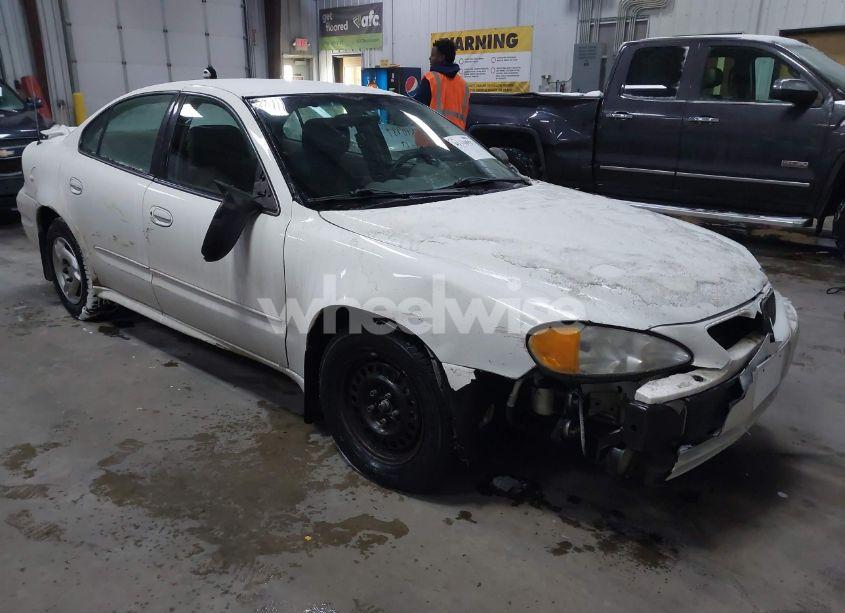 2005 Pontiac Grand AM SE (VIN 1G2NE52E75M198223) main photo