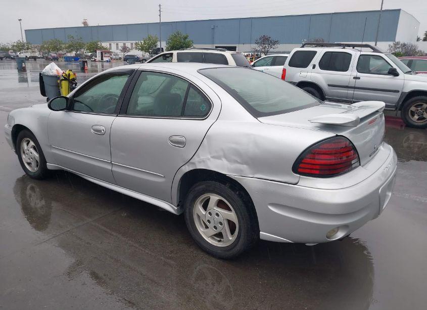 Photo 3 of 2005 Pontiac Grand AM SE (VIN 1G2NE52E85M180474)