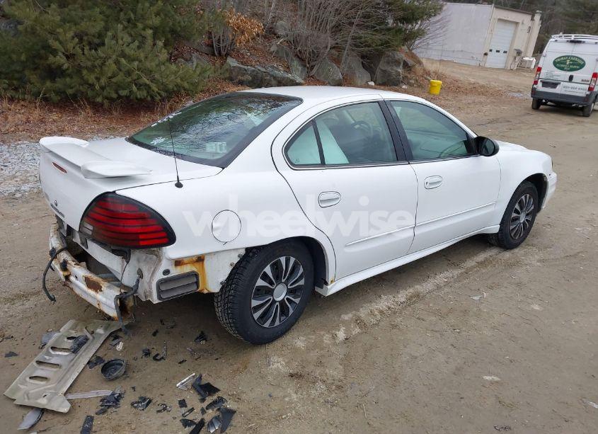Photo 4 of 2005 Pontiac Grand AM SE (VIN 1G2NE52EX5M221381)