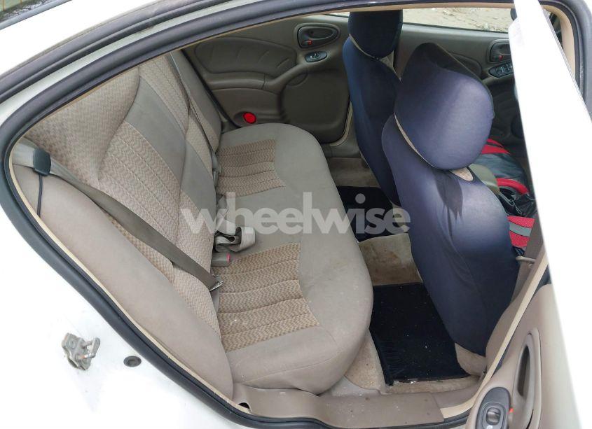 Photo 8 of 2005 Pontiac Grand AM SE (VIN 1G2NE52EX5M221381)