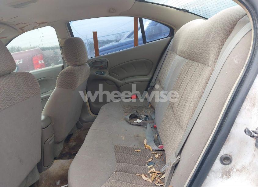 Photo 5 of 2004 Pontiac Grand AM SE (VIN 1G2NE52F24C182055)