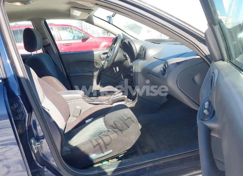 Photo 5 of 2004 Pontiac Grand AM SE (VIN 1G2NE52F24M692805)