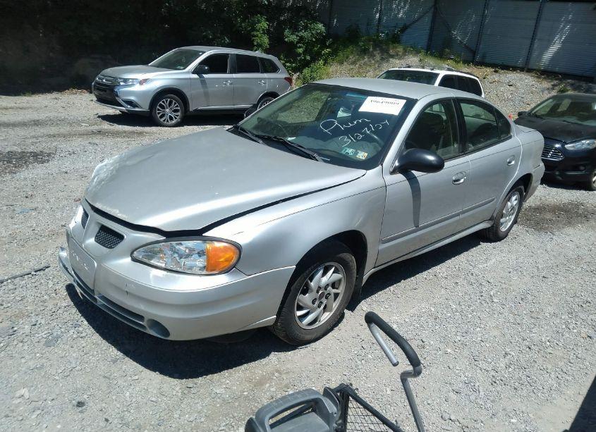 Photo 2 of 2004 Pontiac Grand AM SE (VIN 1G2NE52F44C201706)