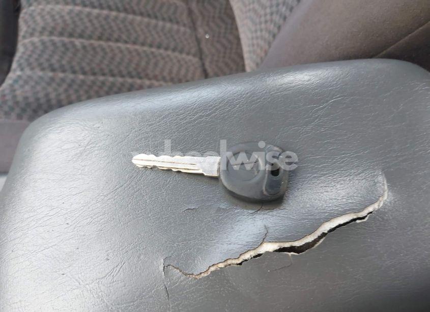 Photo 11 of 2005 Pontiac Grand AM SE (VIN 1G2NE52F75M255951)