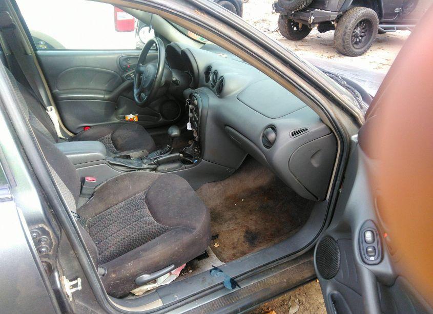Photo 5 of 2005 Pontiac Grand AM SE (VIN 1G2NE52F85M234137)
