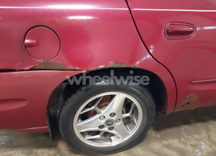 Photo 13 of 2004 Pontiac Grand AM SE (VIN 1G2NE52F94C247452)