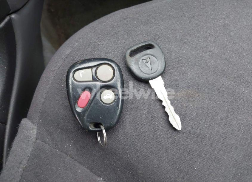 Photo 11 of 2004 Pontiac Grand AM SE (VIN 1G2NE52FX4M674634)