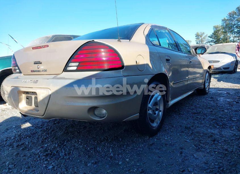 Photo 4 of 2005 Pontiac Grand AM SE (VIN 1G2NE52FX5M207327)