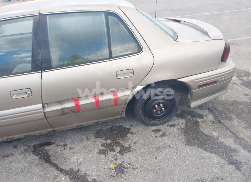 Photo 13 of 1997 Pontiac Grand AM SE (VIN 1G2NE52T1VM565468)