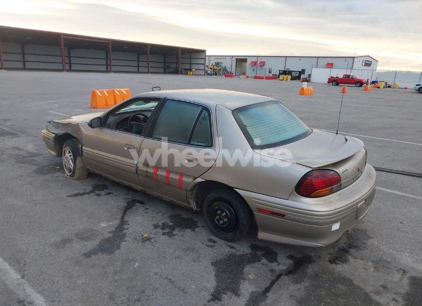 Photo 3 of 1997 Pontiac Grand AM SE (VIN 1G2NE52T1VM565468)