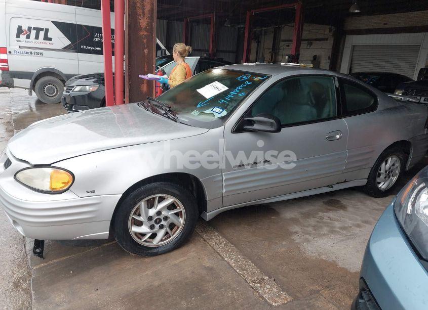Photo 2 of 2001 Pontiac Grand AM SE1 (VIN 1G2NF12E11M647508)