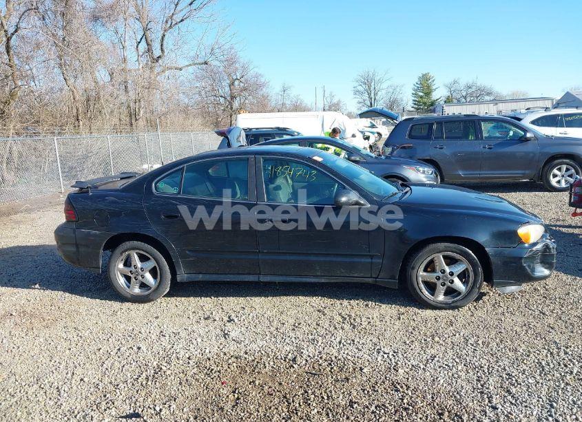 Photo 13 of 2004 Pontiac Grand AM SE1 (VIN 1G2NF52E24C226396)