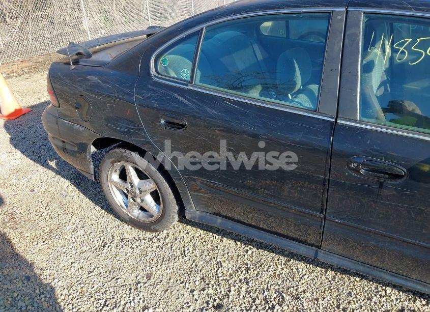 Photo 18 of 2004 Pontiac Grand AM SE1 (VIN 1G2NF52E24C226396)