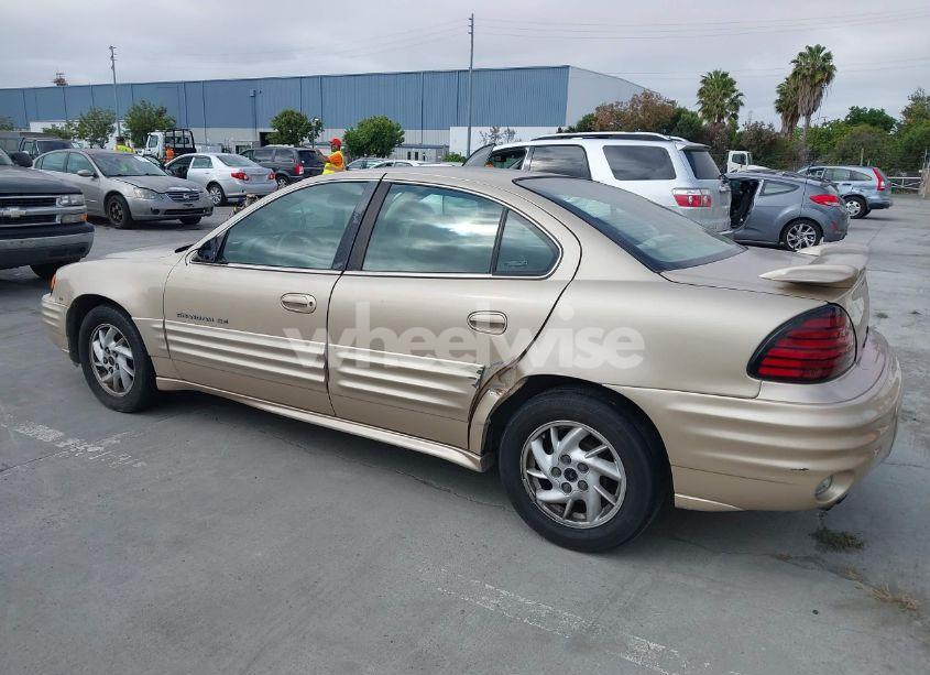 Photo 3 of 2002 Pontiac Grand AM SE1 (VIN 1G2NF52E52C183797)