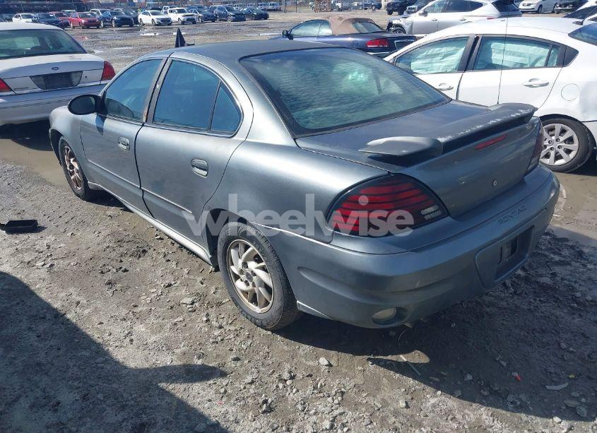Photo 3 of 2004 Pontiac Grand AM SE1 (VIN 1G2NF52F04M513755)