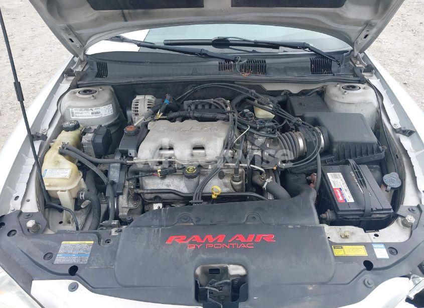 Photo 10 of 2001 Pontiac Grand AM GT1 (VIN 1G2NV52E11C280089)