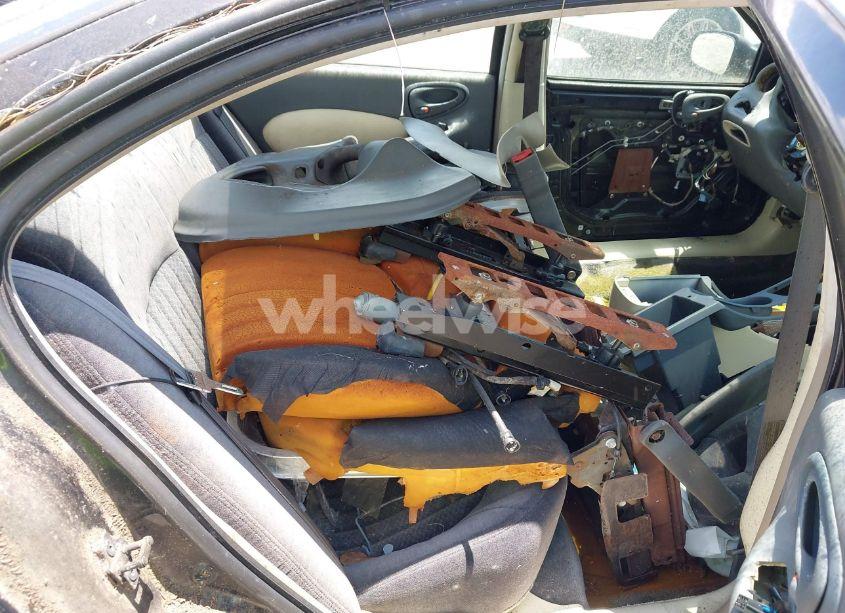 Photo 8 of 2000 Pontiac Grand AM GT1 (VIN 1G2NV52EXYM809446)