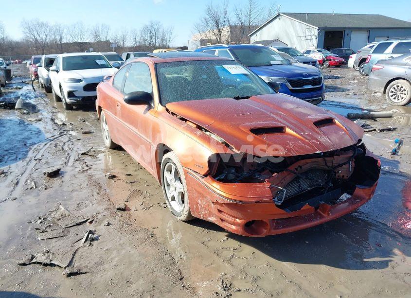 2004 Pontiac Grand AM GT (VIN 1G2NW12E94C157702) main photo