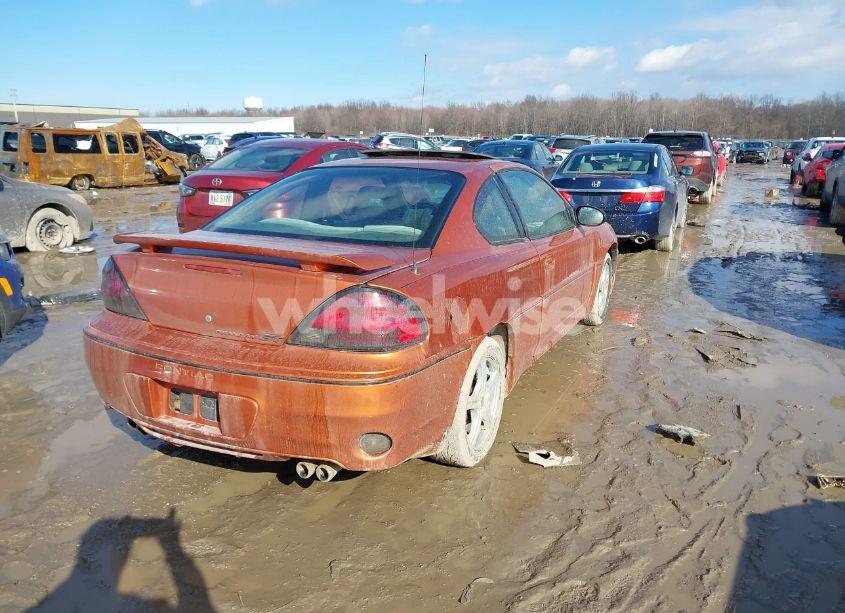 Photo 4 of 2004 Pontiac Grand AM GT (VIN 1G2NW12E94C157702)