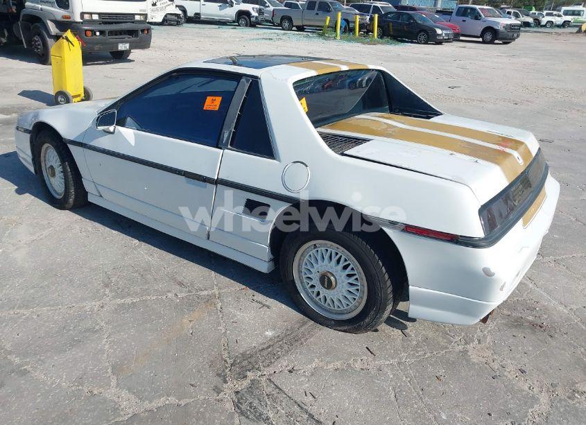 Photo 3 of 1986 Pontiac Fiero SE (VIN 1G2PF3797GP269850)